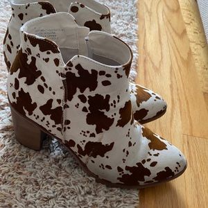 Cute cow print booties!
